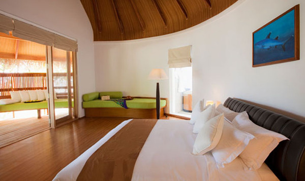 美佳航空的飞机,马代库拉玛蒂kuramathi价格