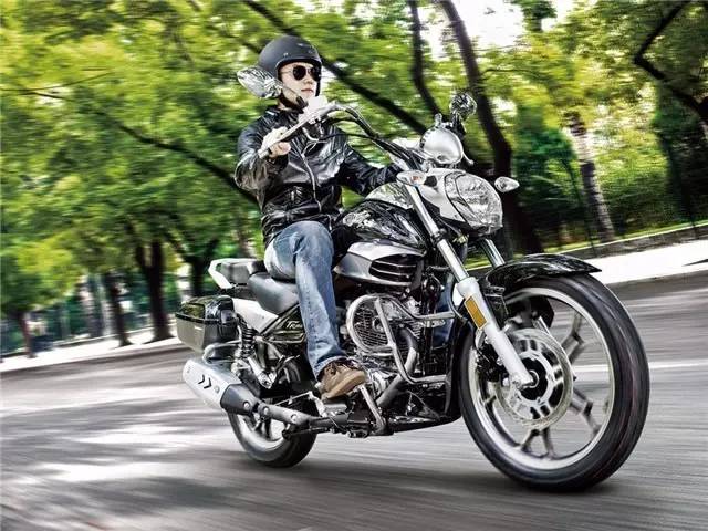 玩摩托车需要知道的知识,新手学摩托车注意事项