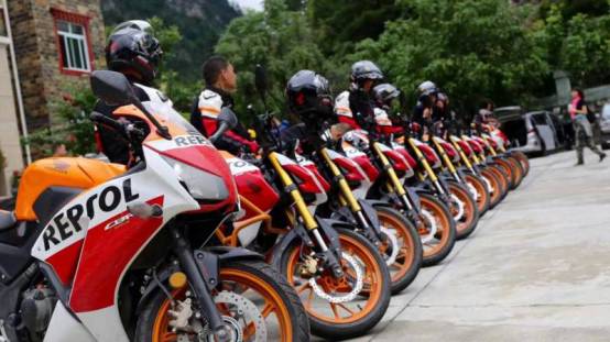 五羊本田cb190r跑川藏线,五羊本田cb190r适合跑长途吗