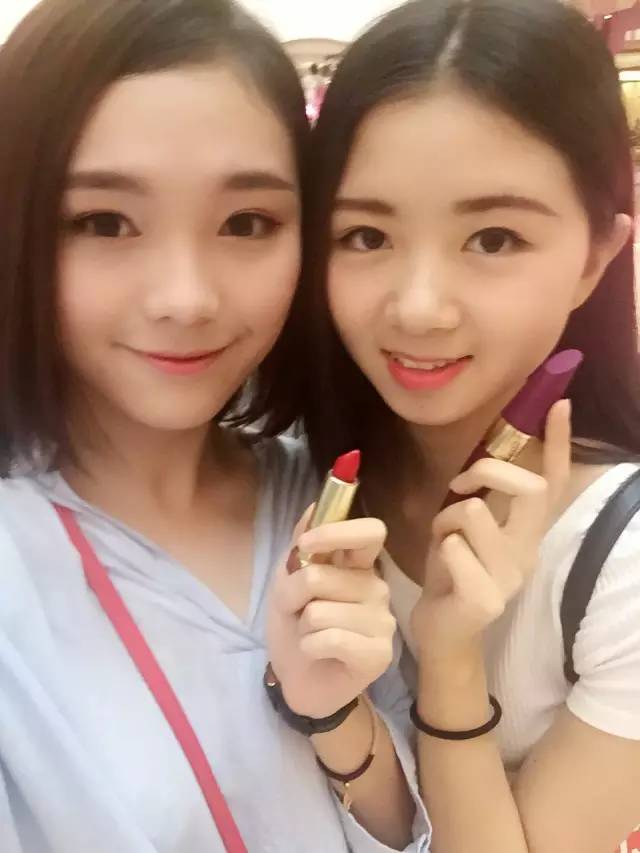 一秒变巨星，重姐绝美彩妆大片抢先看！