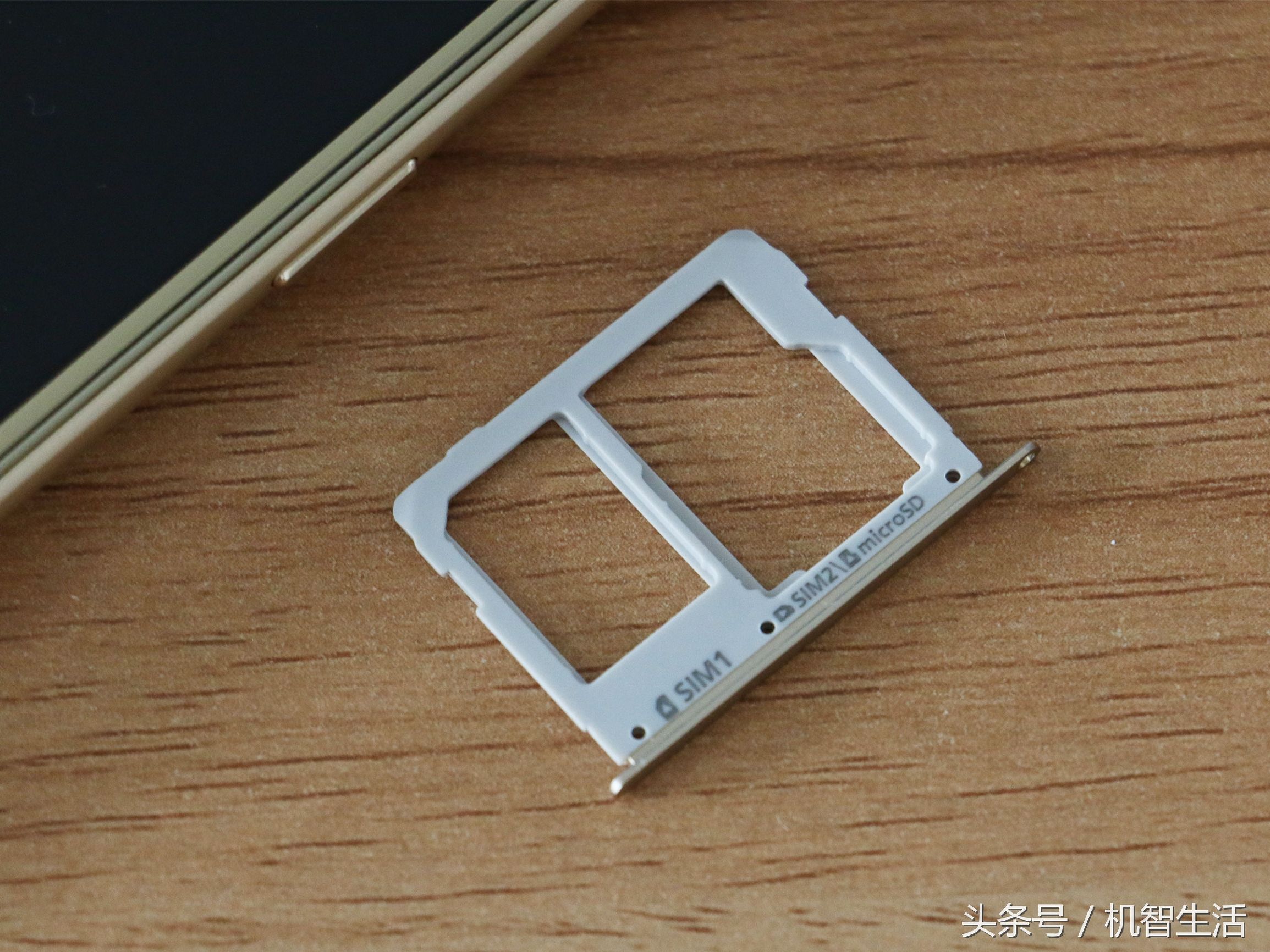 三星galaxyc7当年卖多少钱,三星c7最新评测视频