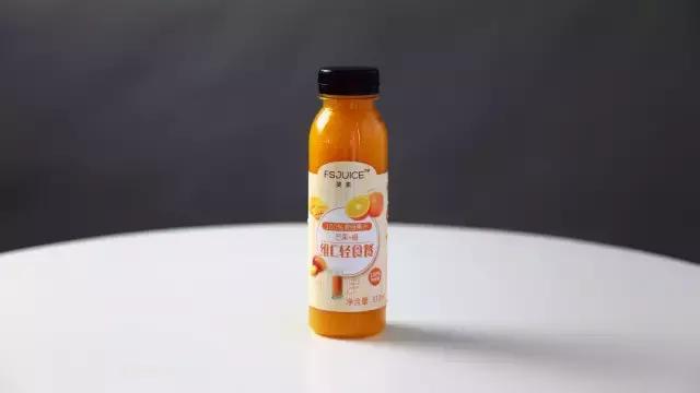 市场上的果汁哪些是真果汁,在超市买果汁买到假货