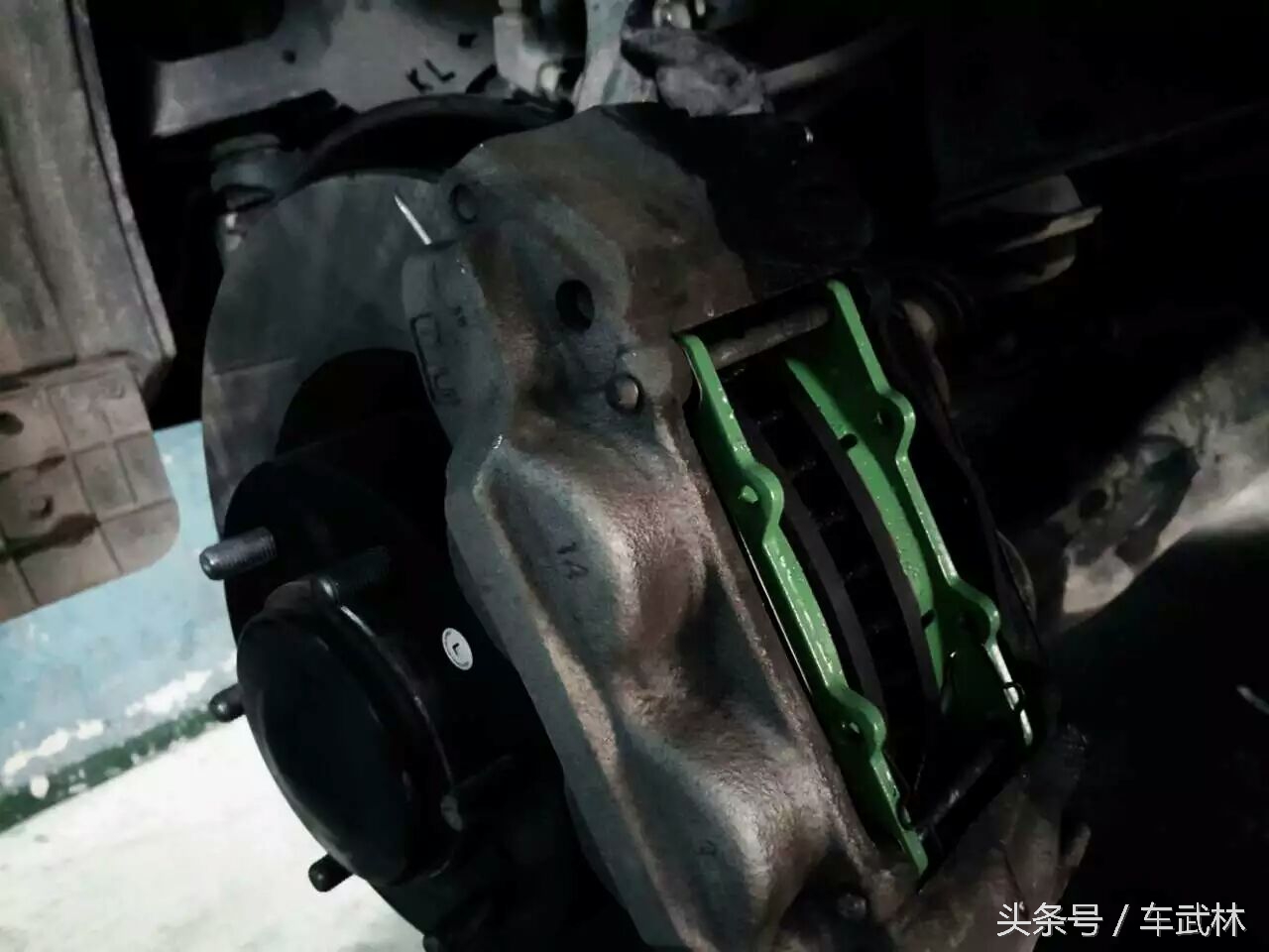 西安雷克萨斯gx400刹车升级,雷克萨斯gx400的刹车可以改进吗