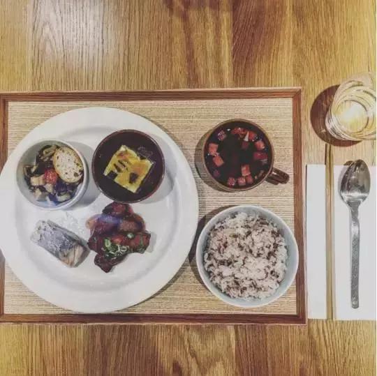 香港必买美食清单 (香港美食攻略清单)