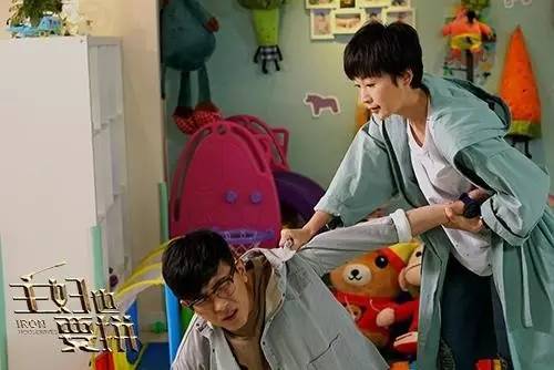 大左：艺人朋友都在喝玩鲜，我就也试试看咯