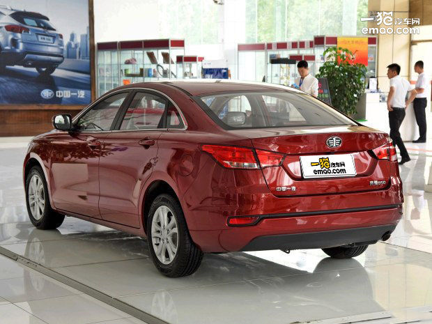 奔腾b50刚上市多少钱,奔腾b501.4t自动挡落地价