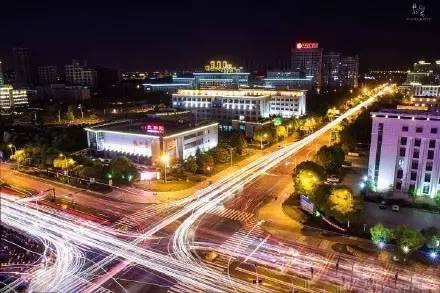 无锡属于贫穷吗,无锡算是小城市吗