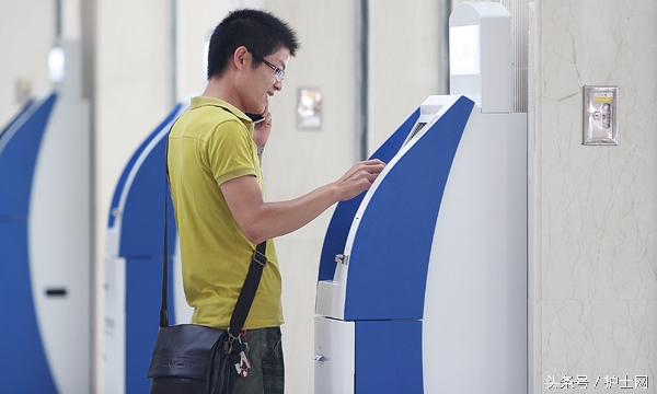 小孩刚到厕所就尿了如何解决,小孩在医院的病床上尿了怎么办