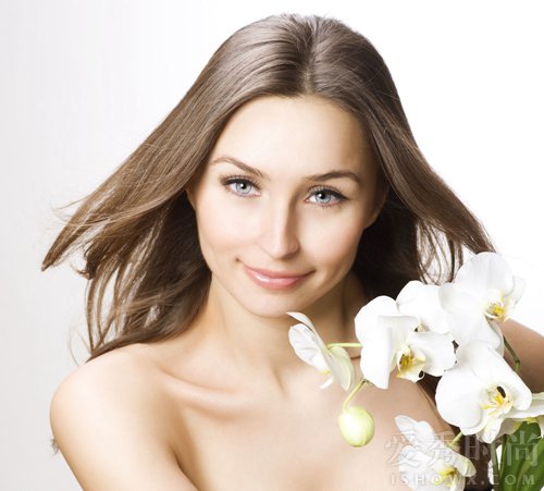 鼻子长痘痘什么原因图片,脸下脖子长痘痘是什么原因