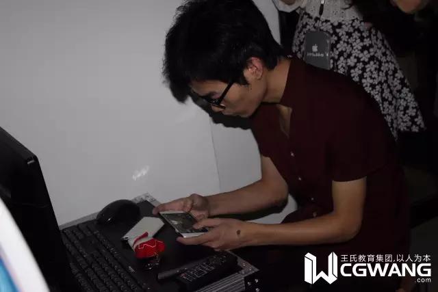 吊炸天的游戏手游,吊炸天的吃鸡游戏名字