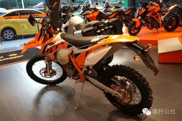 ktm450exc越野版,ktm450sx-f与450exc区别