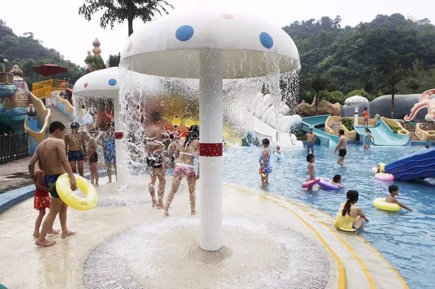 重庆暴雨一觉醒来看海,重庆暴雨看海