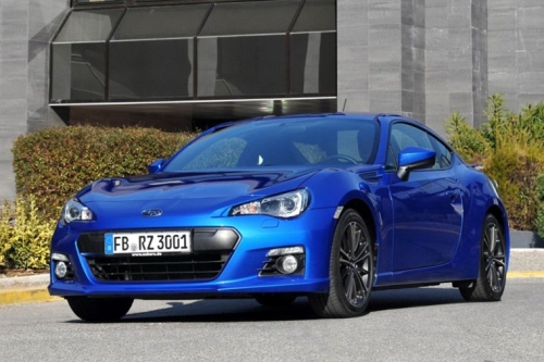 月薪三千也能开得起的平民跑车,月薪多少可以买一台最便宜的跑车