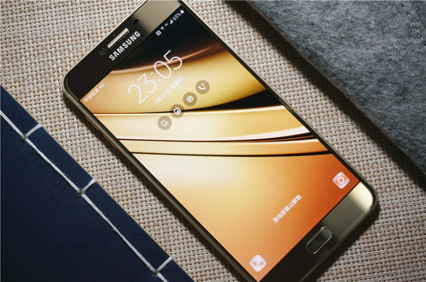 三星galaxyc7手机长什么样,三星galaxyc7白色