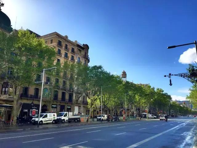 西班牙巴塞罗那自由行热门攻略,西班牙怎么玩