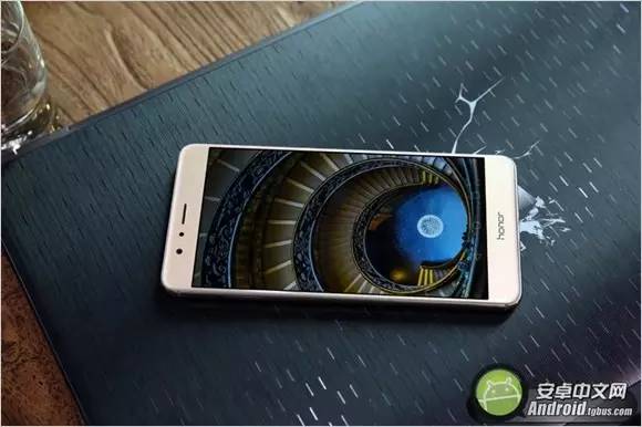 vr2k屏手机,荣耀v8的vr视频