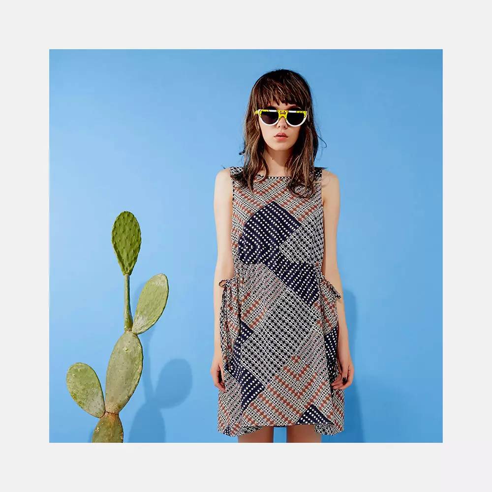 今年夏天的目标是做个帅气的踏浪少女！