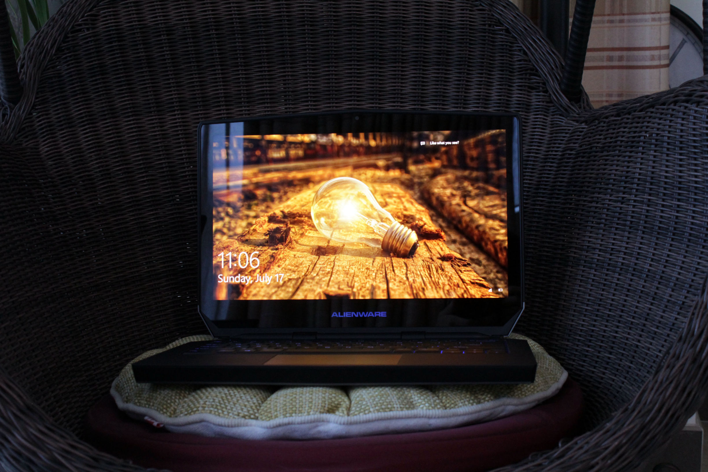 alienware最新显示器演示,升级originos能降级吗