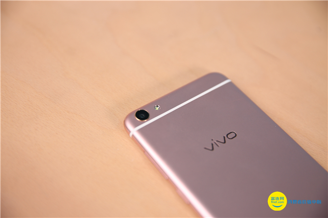 vivox7性能相当于现在什么手机,VivoX7目前最好的千元机