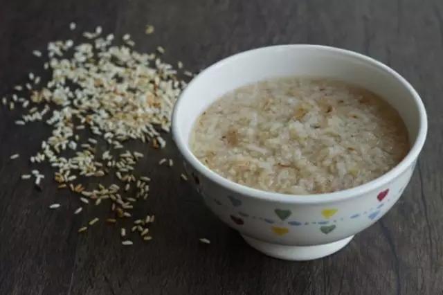 梅雨天为啥妇科炎症容易犯,为什么夏季是妇科炎症高发的季节