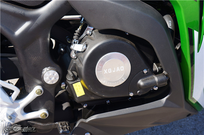 新感觉rz35双缸水冷报价,雅马哈r3和rz35