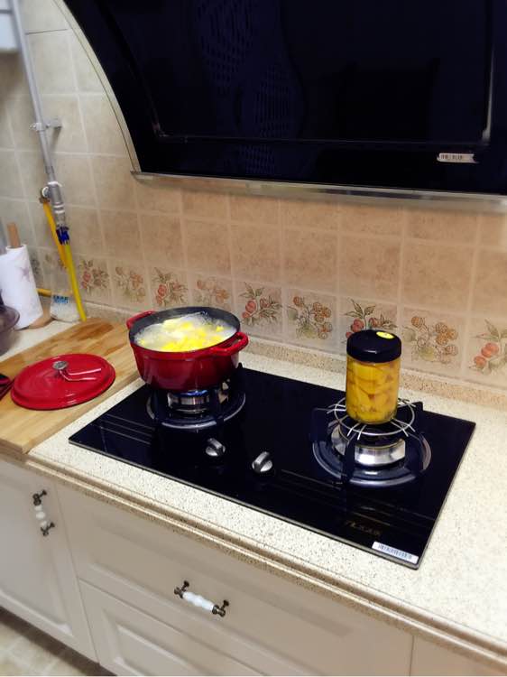 我和男朋友结婚半年了，生活当中我们俩就是谁有空谁下厨房