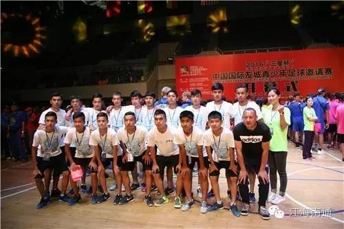 请来了孙雯，还惊动了不少国际友人！南通这场足球盛宴可有看头了~