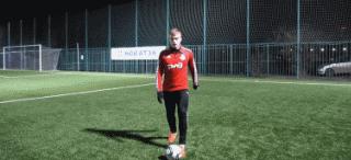 任意球技巧电梯球,如何踢电梯球和任意球