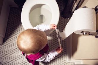 婴儿大便带血丝是对母乳过敏吗,牛奶蛋白过敏大便血丝