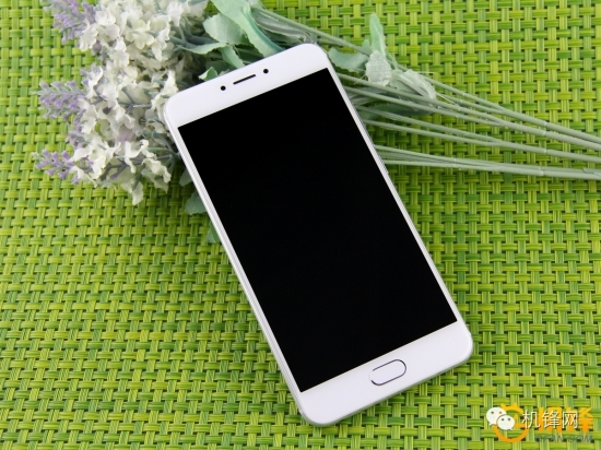 拍照玩法丰富的手机,不超千元的手机拍照好看