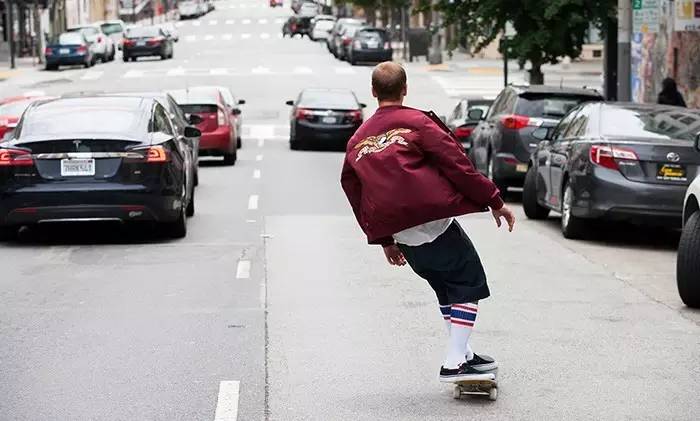 狂热粉的表白｜你为Supreme贡献了钞票，看看他为它做了件什么事？