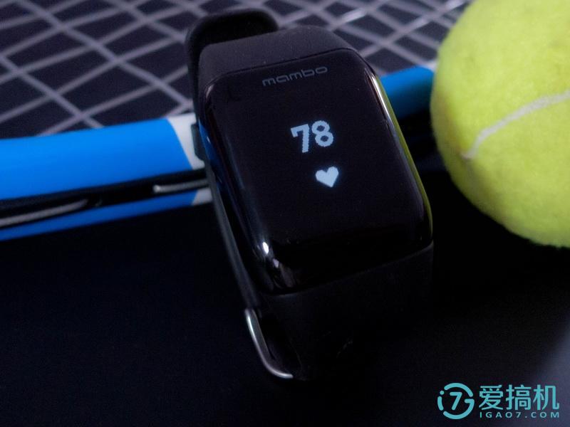 乐心运动手表充电,乐心运动手表显示实时数据