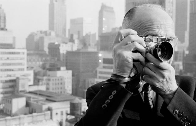 给我解释一下什么叫单反相机,单反相机是最好的吗