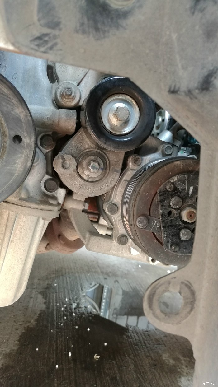 助力泵皮带和发电机皮带是一根吗,发电机皮带和助力泵皮带一样吗