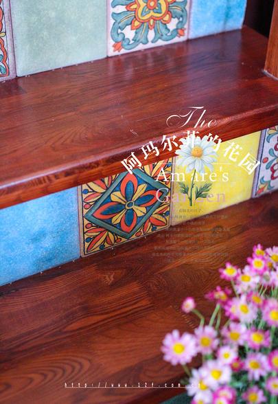 127平跃层装修现代简约风,跃层124平装修风格大全三房两卫