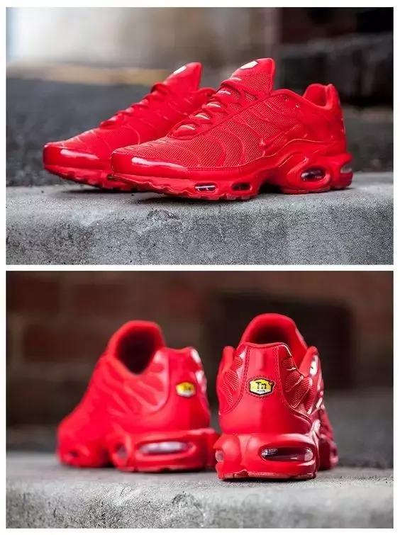 球鞋/最爱脚下那抹红，今夏潮人都得踩个它