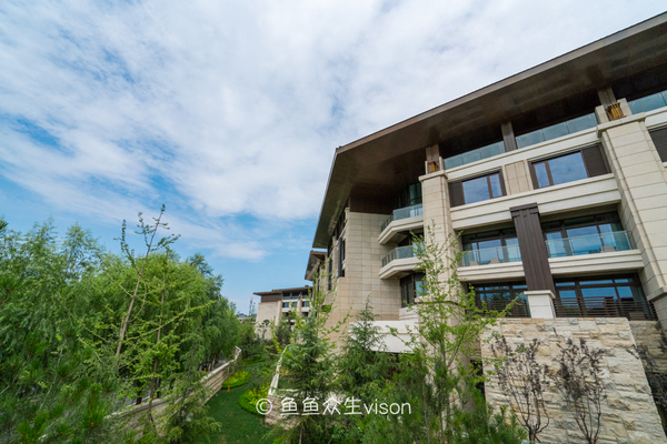 这里曾经也是繁华都市,古朴优雅充满禅意的私家园林