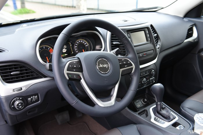 酷斯特女王再次登场：16款2.4L领先版自由光提车作业