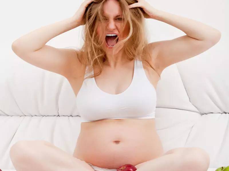 孕期上厕所是选蹲坑还是坐马桶,孕妇孕早期用蹲便还是马桶