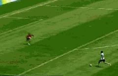 足球十大搞笑进球动图,足球搞笑进球动图gif图片