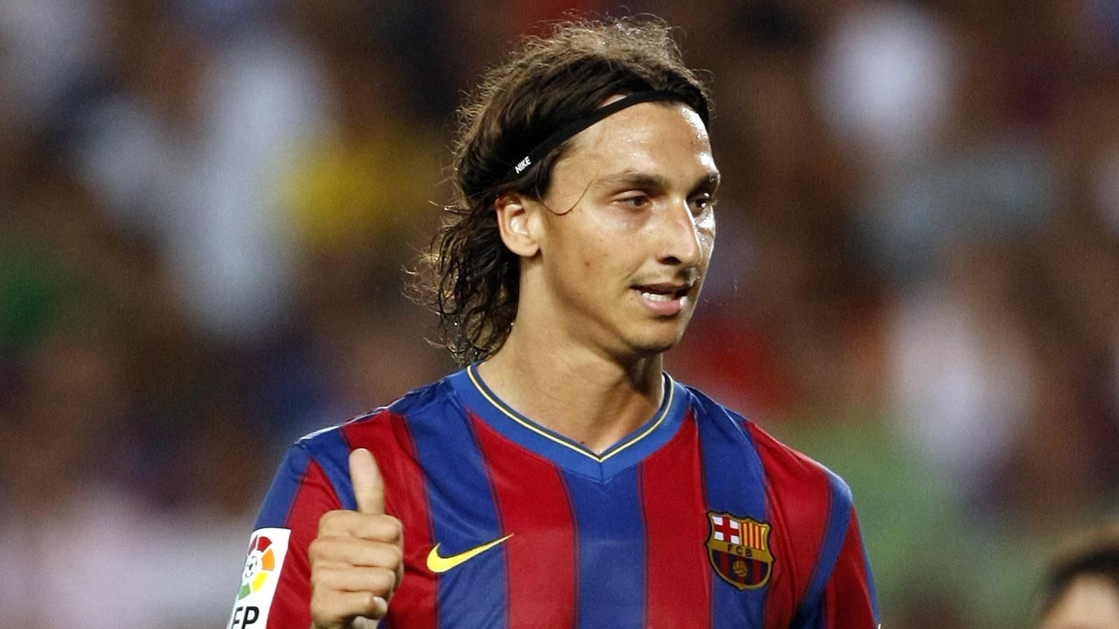 卡卡十大进球天下足球,足坛十大帅哥卡卡