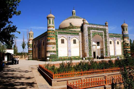 超多美图慎入！开神车，走丝路，这些不可思议的美景就在中国！