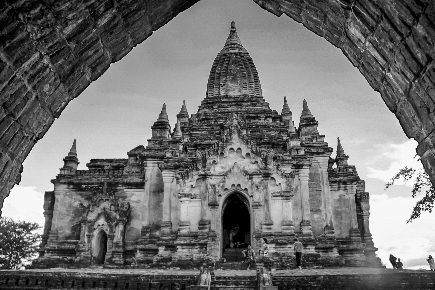 去缅甸旅游有哪些值得买的,去缅甸旅游最好的攻略方式是