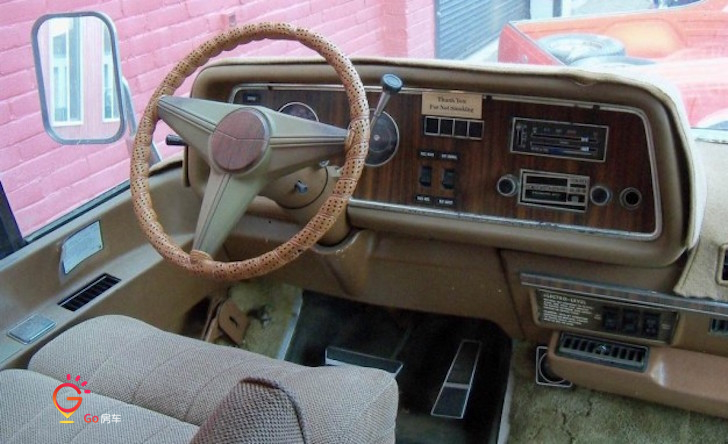 老爷车三轮车房车,经典老房车