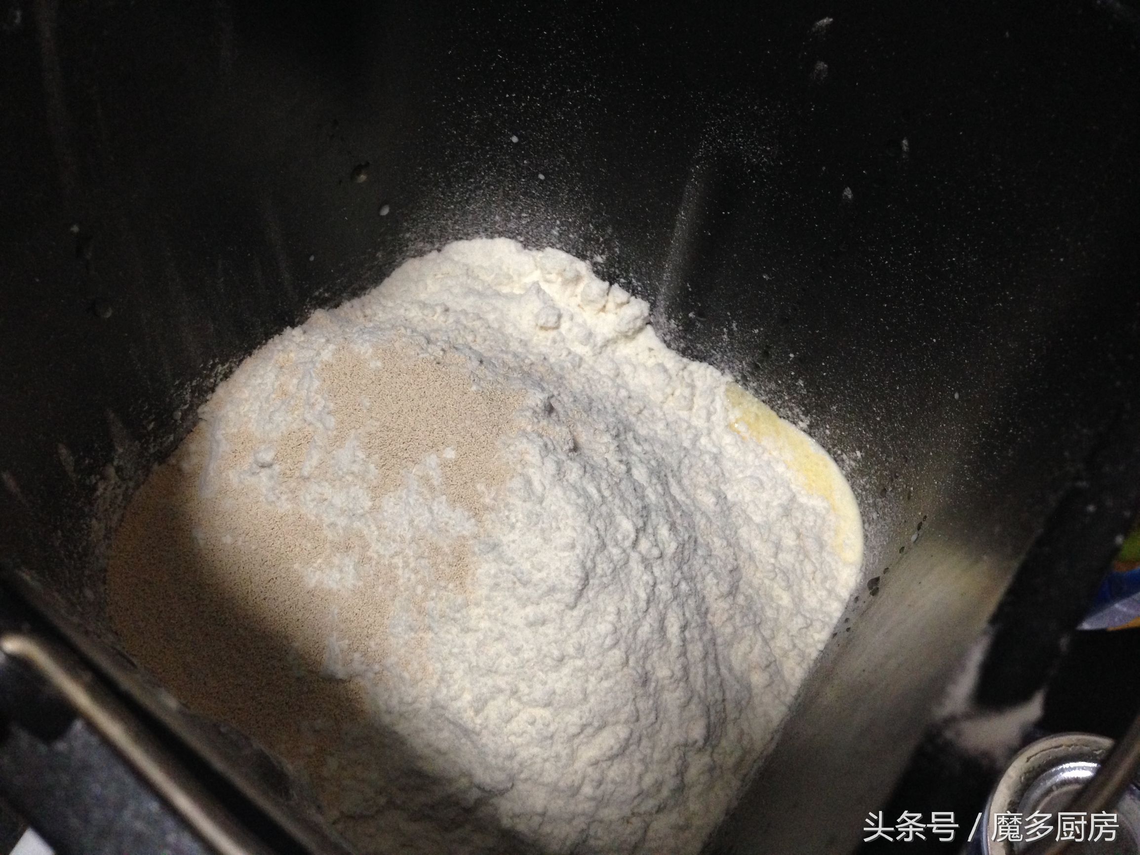 自己做的面包很健康,自己做的面包酥香柔软