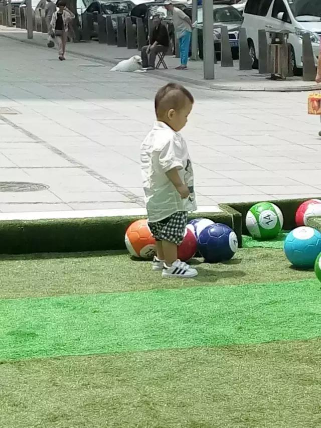 带你沉浸式体验巅峰足球赛事,盛夏嘉年华活动门票