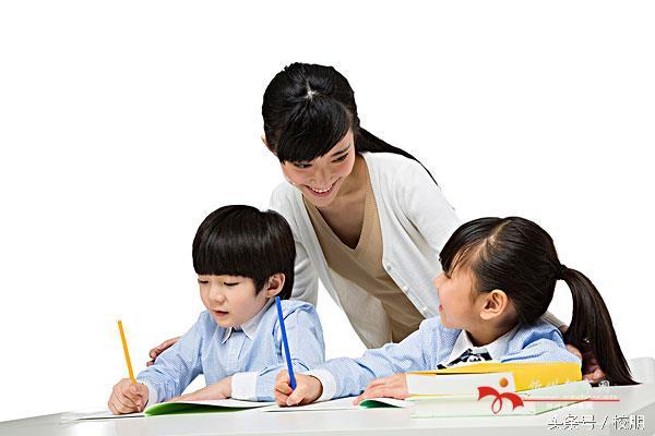 教师如何管理纪律混乱的课堂,低年级课堂纪律差如何整治