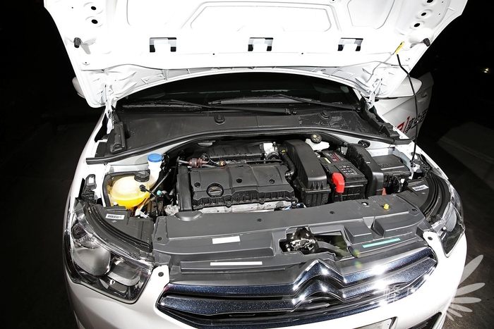 2016款全新爱丽舍论坛,经济舒适省油的车