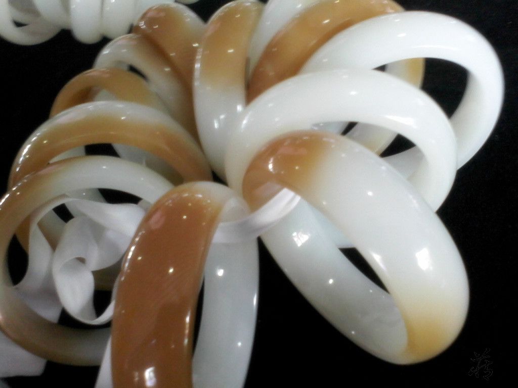 鉴别俄料好坏的标准有哪些,俄料鉴别的几种方法视频