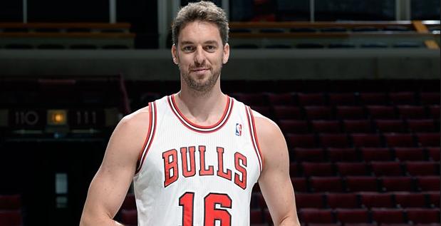 连续两次拿冠军的nba球队,拿过总冠军最多的nba球星